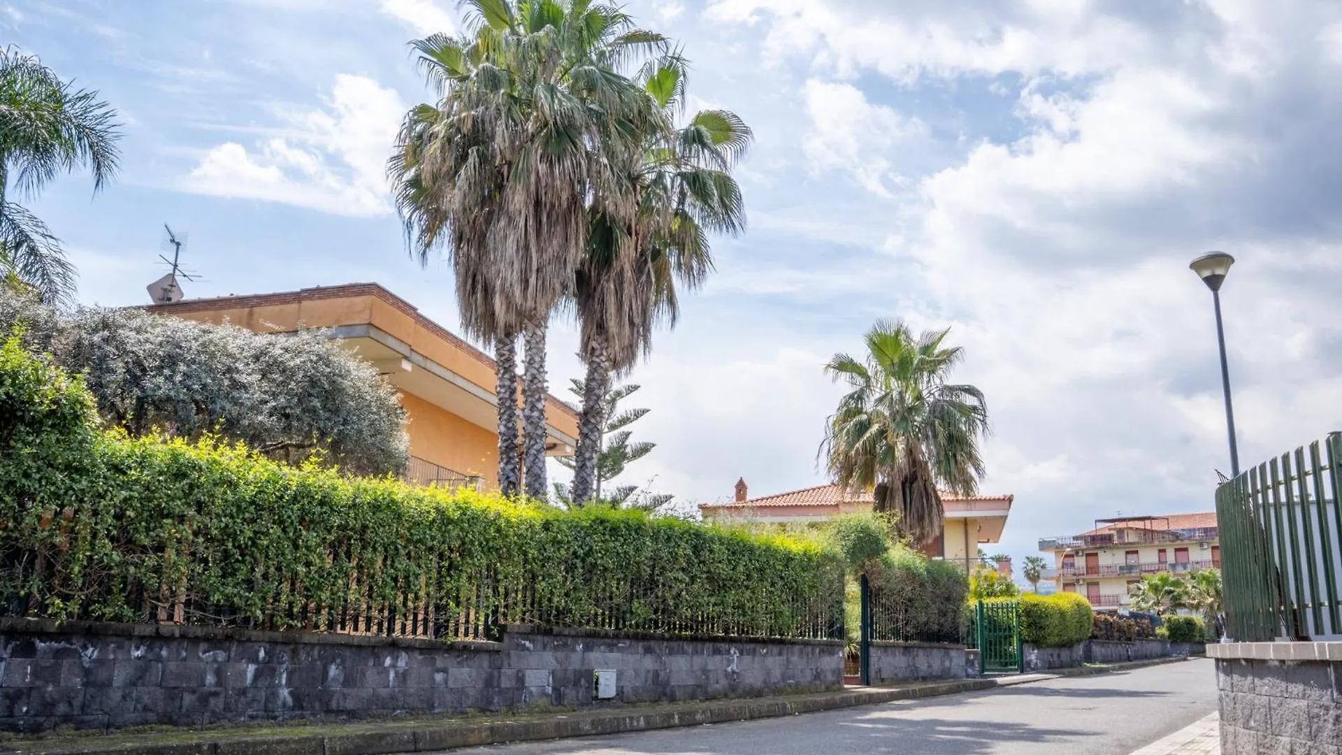 Etna, mare e verde  Mascali Casa vacanze