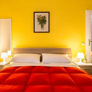 ellys-house.emilia-romagnahotels.net/