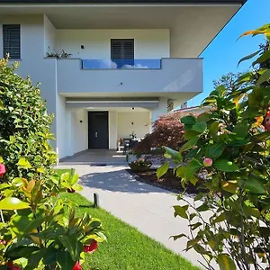residenza-camelia32-milanocomo.it-lombardy.com/