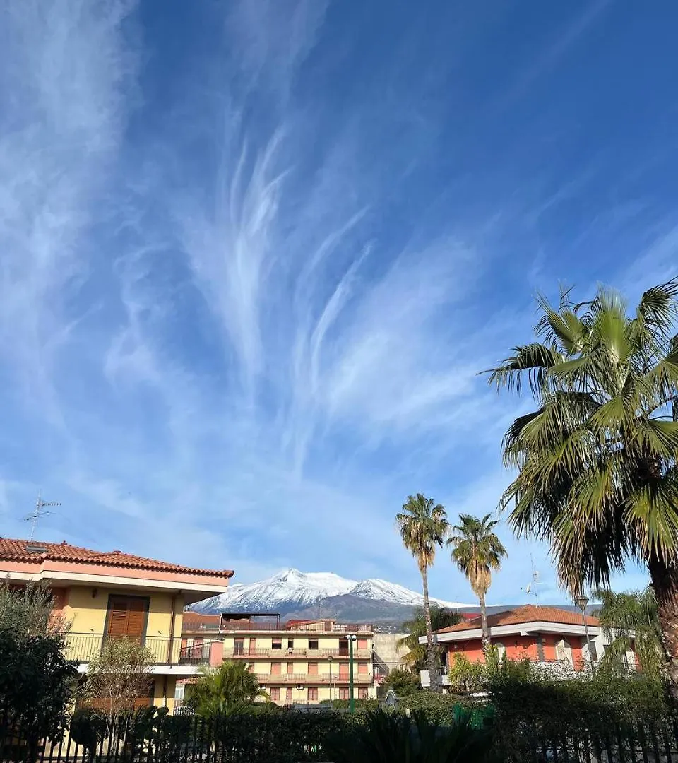 Etna, mare e verde  Mascali
